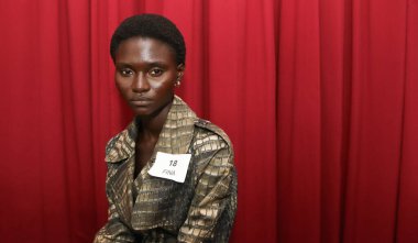 Sao Paulo (SP), 10 / 18 / 2025 - Sao Paulo Moda Haftası 'nda Alexandre Herchcovitch' in Güzelliği - SPFW N60, Pacubra 'da, Sao Paulo' daki Belediye Tiyatrosu 'nun prova odasında. (Milene Cardoso 2.)   