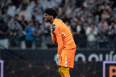 Sao Paulo (SP), 10 / 18 / 2025 - Brasileirao / Corinthians vs Atletico-MG - Hugo Souza, Corinthians ile Atletico-MG arasında oynanan maçta Brezilya Futbol Şampiyonası 'nın 29. (ronaldo barre to\ the new 2)