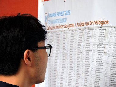 Sao Paulo (SP), 10 / 18 / 2025 - 1000 civarında öğrenci Butanta kampüsü ve diğer USP birimlerindeki USP Eğitim Fakültesi 'nde 90 soruyla Fuest 2026 deneme sınavına girdi. (Leandro Chemalle\ Yeni 2))     