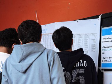 Sao Paulo (SP), 10 / 18 / 2025 - 1000 civarında öğrenci Butanta kampüsü ve diğer USP birimlerindeki USP Eğitim Fakültesi 'nde 90 soruyla Fuest 2026 deneme sınavına girdi. (Leandro Chemalle\ Yeni 2))     