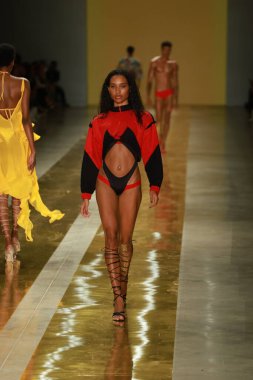 Sao Paulo (sp), 10 / 19 / 2025 - moda / spfw / amir slama amir amir slama defilesi Sao Paulo moda haftasında - spfw n60, Pacubra, ibirapuera parkında, Sao Paulo, bu pazar, 19 Ekim 2025. (Fabricio Bomjardim / The Newws2)   