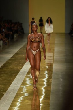 Sao Paulo (sp), 10 / 19 / 2025 - moda / spfw / amir slama amir amir slama defilesi Sao Paulo moda haftasında - spfw n60, Pacubra, ibirapuera parkında, Sao Paulo, bu pazar, 19 Ekim 2025. (Fabricio Bomjardim / The Newws2) 