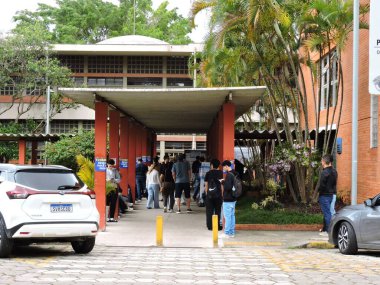 Sao Paulo (SP), 10 / 18 / 2025 - 1000 civarında öğrenci Butanta kampüsü ve diğer USP birimlerindeki USP Eğitim Fakültesi 'nde 90 soruyla Fuest 2026 deneme sınavına girdi. (Leandro Chemalle\ Yeni 2))           