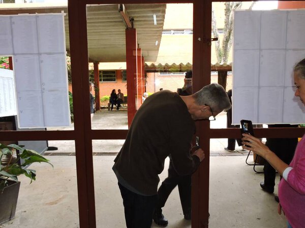 Сан-Пауло (SP), 18 / 10 / 2025 - Около 1000 студентов сдали пробный экзамен Фувест 2026 с 90 вопросами, который состоялся на факультете образования USP, в кампусе Бутанты и в других подразделениях USP. [Леандро Кемалле])     