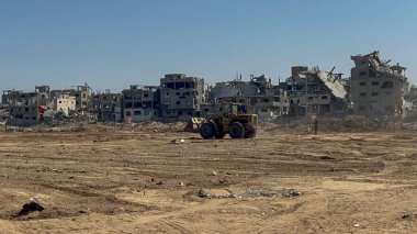 Gazze 'de savaş ağırlığı altında günlük yaşam, Gazze, Gazze, Gazze, 22 Ekim 2025: Gazze' deki Filistinliler binaların yıkımına ve zor koşullara rağmen günlük yaşamlarını sürdürmeye çalışırken görülüyor (hashem zimmo / the enews2)