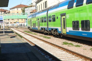 Milan (İtalya), 26 Ekim 2025 - Milano 'da gezinirken, Milan Porta Cenova İstasyonu' nda tarihle bir karşılaşma yaşandı. Açılış tarihi 17 Ocak 1870, başlangıçta Milan Porta Ticinese (Edson de souza / thenews2)