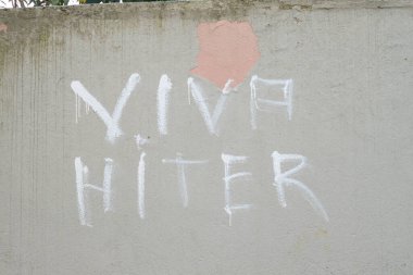 Milan (İtalya), 10 / 29 / 2025 - Milano 'daki Crescenzago metro istasyonu ve çevresindeki birçok açık hava duvar resmi ve protesto ve duvar yazısı yer alıyor. (Edson De Souza / Yeniler 2)