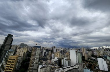 Sao Paulo (SP), 29 Ekim 2025 - Sao Paulo şehri sel için alarmda. Sao Paulo Belediye Binası İklim Acil Yönetimi Merkezi 'ne (leco viana / theenews2) göre,)