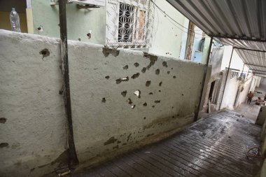 Rio de Janeiro (RJ), Brezilya 10 / 29 / 2025 - Rio de Janeiro güvenlik güçleri ve Komando Vermelho üyeleri arasındaki mega operasyonun yüzleşmesi sakinlerin evlerini tahrip etti (saulo angelo / theenews2)