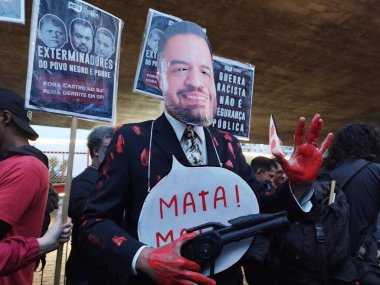 Sao Paulo (SP), 10 / 31 / 2025 - UNE 'nin çağrısı, 100 kişinin ölümüyle sonuçlanan polis operasyonunu protesto etmek amacıyla bu Cuma akşamı Paulista Bulvarı' nda gerçekleşti (Leandro Chemalle / theenews2)