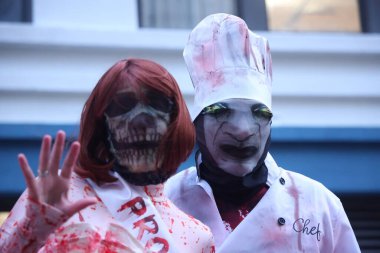 Manhattan 'daki 52. Geleneksel Cadılar Bayramı Geçidi, 31 Ekim 2025, New York, ABD. 52. Geçit töreni Manhattan Greenwich Village 'da Cadılar Bayramı gecesi düzenlenecek. Muhteşem yaratıcılığıyla tanınıyor. (Jose Francisco))