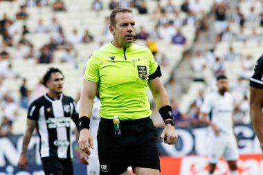 Fortaleza (CE), 02 / 11 / 2025 - Ceara ile Fluminense arasındaki maçta hakem Lucas Paulo Torezin (PR), 2025 Brezilya Serie A şampiyonasının 31. turu için geçerli. (Ic moreira\ yeni2)