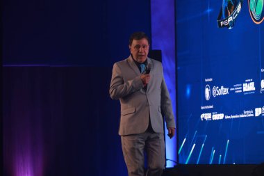 Mogi das Cruzes (SP), Brezilya 03 / 11 / 2025 Brezilya Hava Kuvvetleri Komutanlığı Korgeneral R1 Sergio Roberto de Almeida ve ALADA Başkanı (leco viana / thews2)