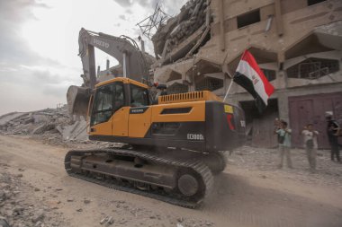 İsrail rehinelerinin kalıntıları için Filistin 'deki Gazze Şehri Shujaiya mahallesinde arama çalışmaları devam etti. Kasım, 2025