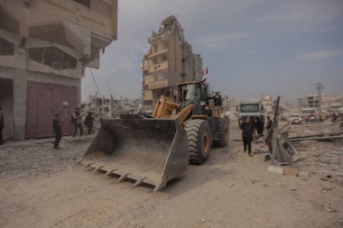 İsrail rehinelerinin kalıntıları için Filistin 'deki Gazze Şehri Shujaiya mahallesinde arama çalışmaları devam etti. Kasım, 2025