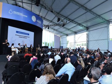 Sao Paulo (SP), Brezilya 04 / 11 / 2025 - Sao Paulo eyaleti valisi Tarcisio de Freitas, Villa Lobos Park 'ta (leandro chemalle / thews2) gerçekleşen SP + Verde Gündem Zirvesi' nin resmi açılışına katılıyor.)