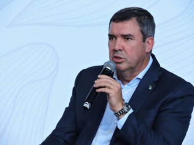 Sao Paulo (SP), Brezilya 04 / 11 / 2025 - Mato Grosso do Sul (MS) valisi Eduardo Riedel, Villa Lobos Park 'ta (leandro chemalle / thenews2) gerçekleşen SP + Verde Gündem Zirvesi' nin resmi açılışına katılıyor.)