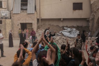 5 Kasım 2025, Gazze, Filistin: El-Zaytoun mahallesindeki tarihi El-Kamiliya Okulu, ilkokul ve ortaokul öğrencilerini (hashem zimmo / theenews2)