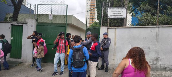 Сан-Паулу (СП), Бразилия 06 / 11 / 2025 Шесть подростков в возрасте от 13 до 15 лет были спасены после отравления клоназепамом. (brito / thouss2))