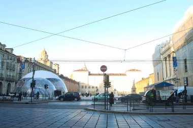 Torino (İtalya), 05 / 11 / 2025 - Piazza Castello, dört ana yolun birleştiği tarihi merkezin kalbi olan Torino 'nun ana meydanı (Edson de souza / thenews2)