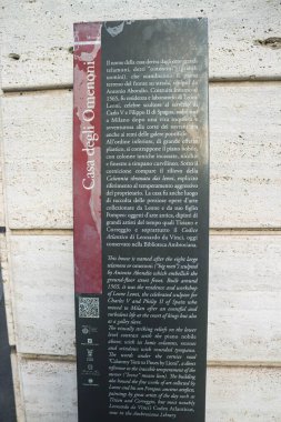 Milan (İtalya), 08 / 11 / 2025 - Casa degli Omenoni veya Palazzo Leoni-Calchi, 1565 yılında Milano 'da San Fedele kilisesinin arkasındaki Via degli Omenoni' de inşa edilmiş bir saray. (Edson de souza / the newws2)