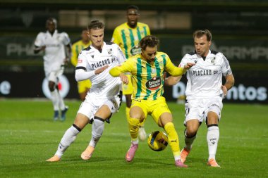 Tondela (pt) 26 / 10 / 2025 - Joao Cardoso Stadyumu 'nda düzenlenen liga Portekiz betiğimizin 9. turu için geçerli olan tondela x sporları arasındaki maçta hugo felix tondela oyuncusu. (Alexandre geliyor.) (2.)