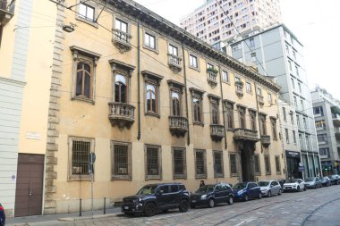 Milan (İtalya), 11 / 13 / 2025 - Milano 'daki Corso di Porta Romana' da 17. yüzyıl Palazzo Acerbi 'sinde uğursuz bir ün saldı. (Edson de souza / the newws2)