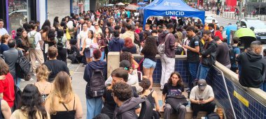 Sao Paulo (SP), Brezilya 11 / 16 / 2025 - öğrenciler ENEM sınavının ikinci günü için Sao Paulo 'da Ulusal Lise Sınavı' na geliyorlar. (Oslaim Brito / Tenews2) 