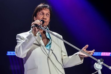 Sao Paulo (SP), Brezilya 11 / 14 / 2025 - Şarkıcı Roberto Carlos, 14 Kasım 2025 Cuma günü Sao Paulo kentindeki Suhai Music Hall 'da düzenlendi. (Pedro Paulo Diaz / Tepe2) 
