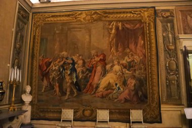 Milan (İtalya), 11 / 14 / 2025 - The Palazzo Reale, Milan belediyesine (Edson de souza / theenews2) ait bir yapı olan Milan şehir merkezindeki serginin kalbi.)