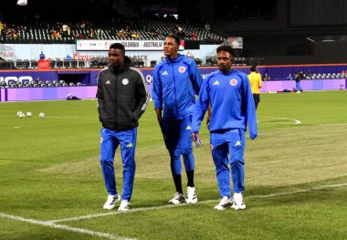 18 Kasım 2025, New York, ABD: Kolombiyalı oyuncular 2026 Dünya Kupası (niyi fote / thews2) hazırlığı için Citi sahasındaki stadyumda Kolombiya ile Avustralya arasında oynanan dostluk maçında ısınıyorlar)