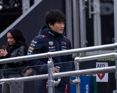 23 Kasım 2025, Las Vegas, Nevada, ABD: Red Bull 'dan Belçikalı Max Verstappen F1 2025 Las Vegas Grand Prix' sini 1: 21: 08 ile kazandı, ardından Mercedes 'ten İngiliz George Russel. (Melek her zaman 2.)       