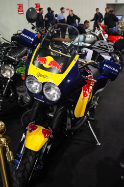 Milan (İtalya), 11 / 23 / 2025 - Milan Auto Classica / Motosikletler / Boats / Tractors - The Milan Auto Classica 21-23 Kasım 2025 tarihleri arasında Fiera Milano Rho 'da gerçekleşti. (Edson de souza 2nci bölüm))      