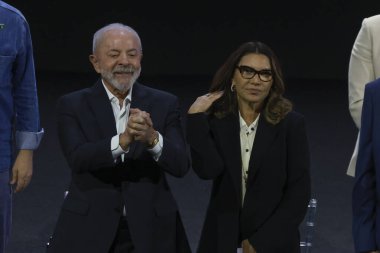 Sao Paulo (SP), 11 / 20 / 2025 - Salon / Automobile / Lula / SP - Luiz Inacio Lula da Silva, Brezilya Cumhurbaşkanı, First Lady Janja Lula da Silva ile birlikte Sao Paulo 'daki 2025 Uluslararası Otomobil Fuarı' nın açılışında. (leco viana\ yeni2))  