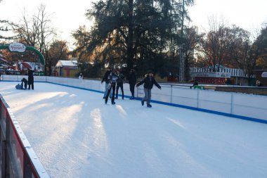 Milan (İtalya), 11 / 27 / 2025 - Milano / Villaggio Meraviglie 'de Noel - Milano Noel Köyü, 