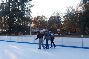 Milan (İtalya), 11 / 27 / 2025 - Milano / Villaggio Meraviglie 'de Noel - Milano Noel Köyü, 