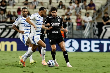 Fortaleza (CE), 11 / 29 / 2025 Oyuncular Fabricio Bruno ve Pedro Raul, Ceara (CE) ile Cruzeiro (MG) arasında oynanan 2025 Brezilya Şampiyonası Serie A 'nın 36. turunda, Cumartesi gecesi (Ic moreira / thenews2))