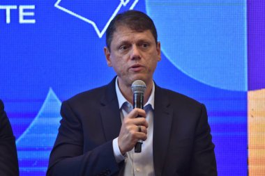 Rio de Janeiro (RJ), 05 / 12 / 2025 - COSUD / Rio de Janeiro / Kamu Güvenliği - Rio de Janeiro 'daki COSUD etkinliği sırasında Sao Paulo, Tarcisio Freitas valisi. COSUD (Güney ve Güneydoğu Entegrasyon Konsorsiyumu). (Saul Angelo 2nci Bölüm))