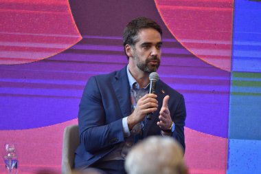 Rio de Janeiro (RJ), 05 / 12 / 2025 - COSUD / Rio de Janeiro / Kamu Güvenliği - Rio Grande do Sul Valisi, Eduardo Leite, Rio de Janeiro 'daki COSUD etkinliği sırasında. COSUD (Güney ve Güneydoğu Entegrasyon Konsorsiyumu). (Saul Angelo 2nci Bölüm))