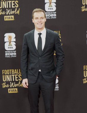 Washington 'daki John F. Kennedy Center' da Kırmızı Halı FIFA Dünya Kupası final kurayı. 5 Aralık 2025, Washington DC, Maryland, ABD: Hugh Cevans, FIFA 2026 Dünya Kupası Final Draw sırasında Global Citizen 'in kurucusu ve CEO' su. (niyi fote\ theenews2)