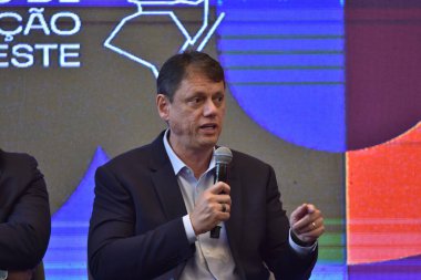 Ocak / Kamu Güvenliği - Rio de Janeiro 'daki COSUD etkinliği sırasında Sao Paulo valisi Tarcisio Freitas. COSUD (Güney ve Güneydoğu Entegrasyon Konsorsiyumu) 14. kuruluşu Casa Firjan 'da gerçekleştirdi. (Saul Angelo 2nci Bölüm))