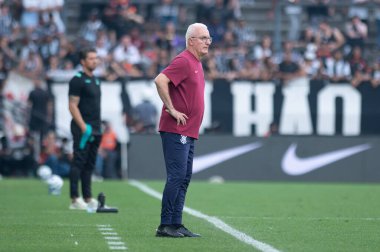 Sao Paulo (SP), Brezilya 07 / 12 / 2025 - Corinthians ve Juventude arasında oynanan karşılaşmada Koç Dorival Junior, Brezilya 'nın Neo Quimica Arena (ronaldo / barreto theenews2)