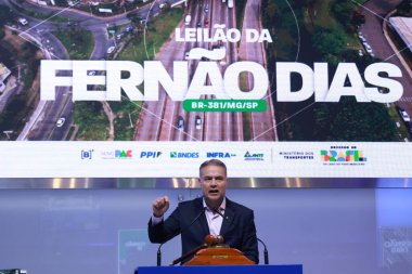 Paulo (SP), Brezilya 11 / 12 / 2025 Ulaştırma Bakanı Renan Filho, B3 'te düzenlenen Ferno Dias Otoyolu' nun (BR-381 / MG / SP) Ulaştırma Bakanı ihalesine katıldı. (leco viana / the newws2)