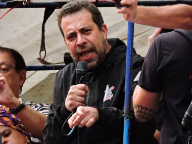 Sao Paulo (SP), 12 / 14 / 2025 - Genel Sekreterlik Bakanı Guilherme Boulos. Göstericiler ve siyasetçiler bu Pazar sabahı (Leandro chemalle / the enews2) protesto etmek için Brezilya başkentlerinin sokaklarında eylemlere katıldılar.)