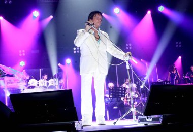 Rio de Janeiro (RJ), Brezilya 12 / 16 / 2025 - Şarkıcı Roberto Carlos, 16 Kasım 2025 Salı akşamı Rio de Janeiro Jockey Club 'da bir konser veriyor. (Onofre Veras / Yeni2)