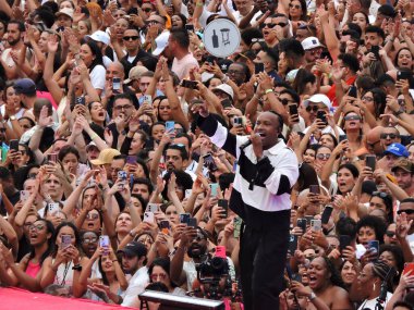 Sao Paulo (SP), Brezilya 12 / 20 / 2025 - Şarkıcı Thiaguinho tarafından tasarlanan ve yönetilen Tardezinha projesi, on yıllık turunun son safhasına hazırlanıyor. (leandro chemalle / the new ws2)