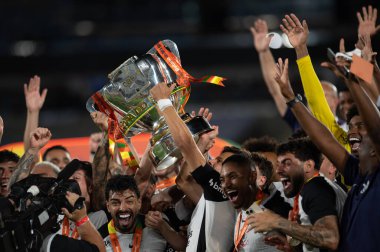Rio de Janeiro (RJ), Brezilya 12 / 21 / 2025 - Corinthians, 21 Aralık 2025 tarihinde Copa do Brasil finalinin ikinci ayağı için geçerli olan Vasco ile Corinthians arasındaki maçtan sonra unvanı kutluyor (ronaldo barreto / thenews2)