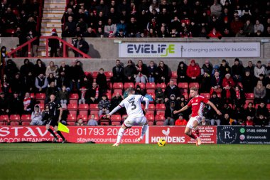 Crawley Conroy EFL Ligi 22025 maçında Swindon Town ve Crawley Town arasında The Nigel Eady County Ground, Swindon, İngiltere (Albano Abrantes / Thenews2)