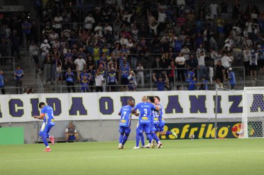 Curitiba (PR), Brezilya 06 / 01 / 2026 - Oyuncu Joao Mafra, 2026 Parana Şampiyonası 'nın birinci turu için geçerli olan Sao Joseense ile Galo Maringa arasındaki maçta golünü kutluyor (edson de souza / thenews2)