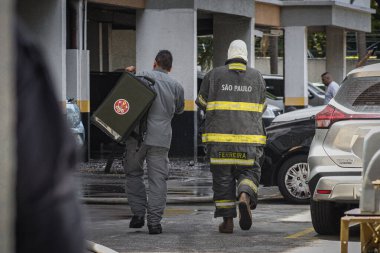 Sao Paulo (SP), 12 / 01 / 2026 - Daire 503, blok 2, Rua Cabo Basilio Zequim Junior, 36 - Park Novo Mundo, Sao Paulo 'nun kuzey bölgesinde. Yerliler: 